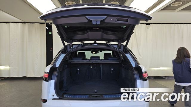 Land Rover Range Rover Velar 2.0 P250 Dynamic SE 2026 — фото 20