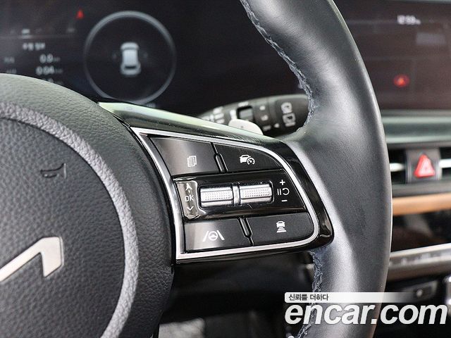 Kia Seltos Gasoline 1.6 Turbo 2WD Signature 2023 — фото 7
