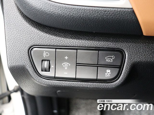 Kia Seltos Gasoline 1.6 Turbo 2WD Signature 2023 — фото 17