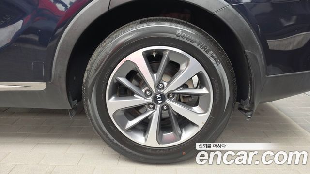 Kia Sorento Diesel 2.0 2WD Prestige 2020 — фото 21