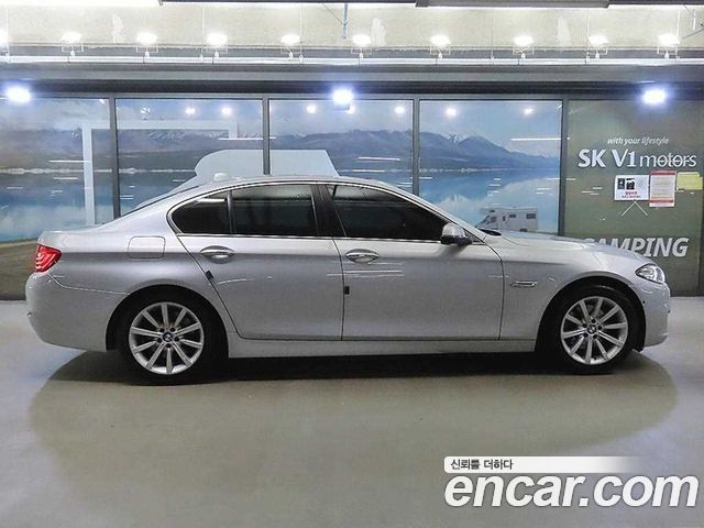 BMW 5 Series (F10) 528i 2015 — фото 3