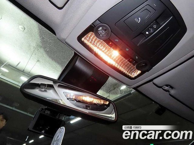 BMW 5 Series (F10) 528i 2015 — фото 18