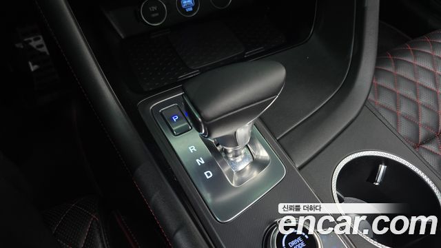 Genesis G70 Shooting Brake Gasoline 2.5T 4WD 2025 — фото 9