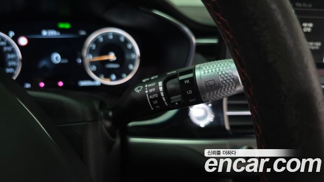 Genesis G70 Shooting Brake Gasoline 2.5T 4WD 2025 — фото 35
