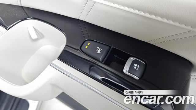 Kia Sorento (IV) HEV 1.6 4WD Noblesse 2024 — фото 17
