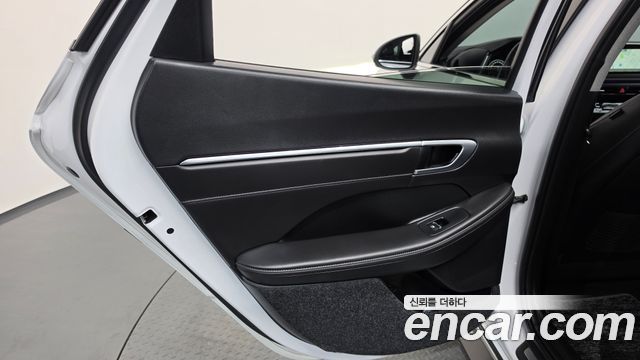 Hyundai Sonata Hybrid (DN8) Premium Plus 2023 — фото 25