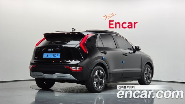 Kia Niro EV Air 2023 — фото 2