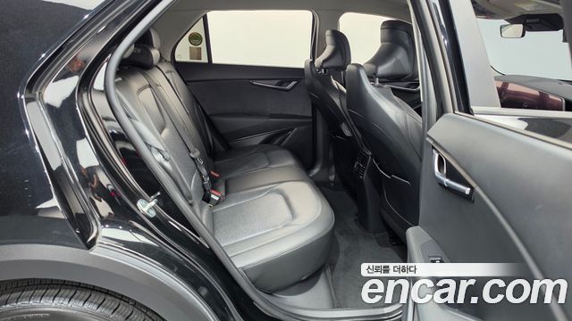 Kia Niro EV Air 2023 — фото 11