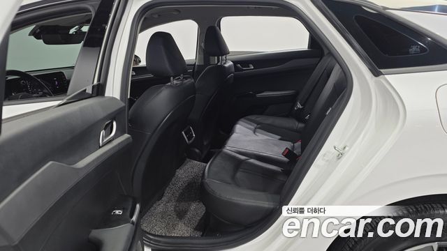 Kia K5 Hybrid (III) Trendy 2023 — фото 15