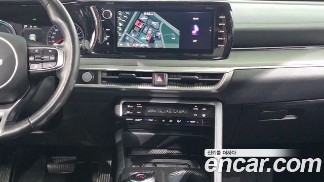 Kia K5 Hybrid (III) Trendy 2023 — фото 17