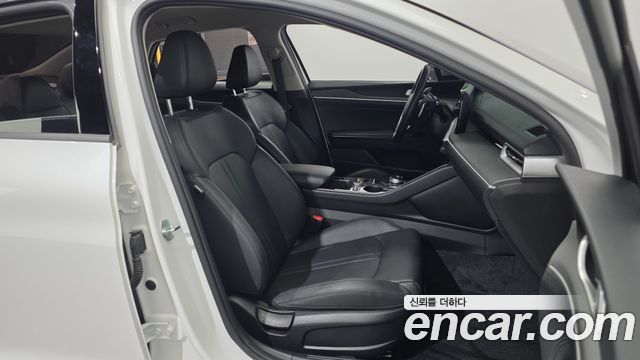 Kia K5 Hybrid (III) Trendy 2023 — фото 32