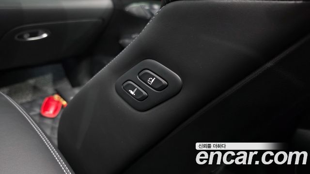 Genesis GV70 2.5T Gasoline AWD 2022 — фото 30