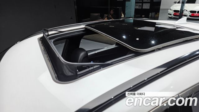 Genesis GV70 2.5T Gasoline AWD 2022 — фото 33