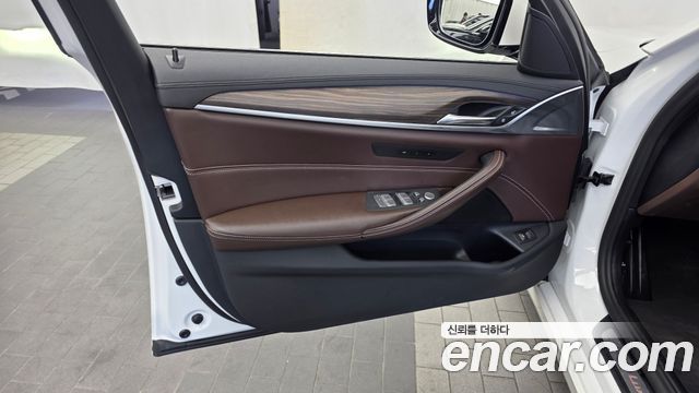 BMW 5 Series (G30) 520d Luxury Plus 2020 — фото 24