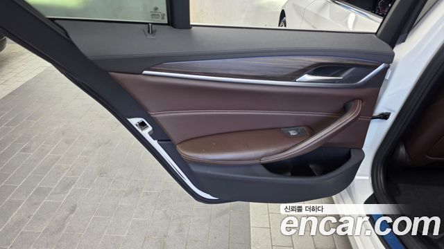 BMW 5 Series (G30) 520d Luxury Plus 2020 — фото 25