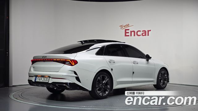 Kia K5 (III) 2.0 Signature 2023 — фото 2