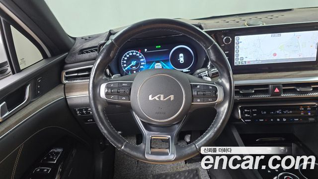 Kia K5 (III) 2.0 Signature 2023 — фото 13