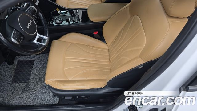 Kia K5 (III) 2.0 Signature 2023 — фото 18