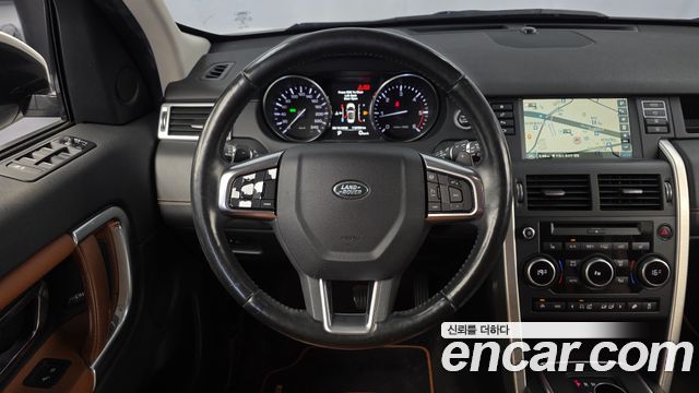 Land Rover Discovery Sport 2.2 SD4 HSE Luxury 2015 — фото 13