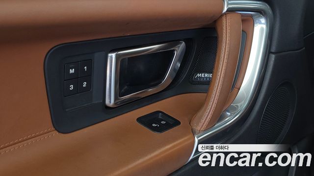 Land Rover Discovery Sport 2.2 SD4 HSE Luxury 2015 — фото 16