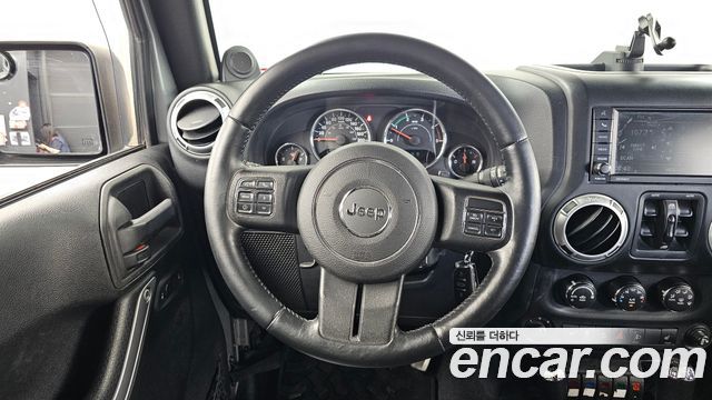 Jeep Wrangler (JK) 2.8 Diesel Sahara 4Door 2013 — фото 13