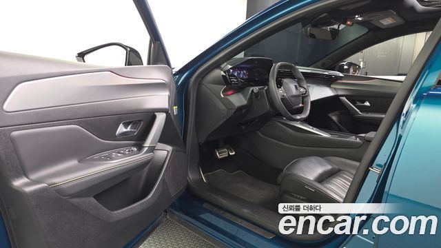 Peugeot 408 1.2 Pure Tech GT 2023 — фото 10