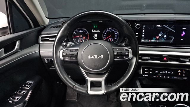 Kia K5 (III) 2.0 LPI(Renter car) Trandy 2022 — фото 17