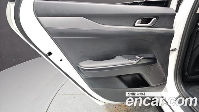 Kia K5 (III) 2.0 LPI(Renter car) Trandy 2022 — фото 31