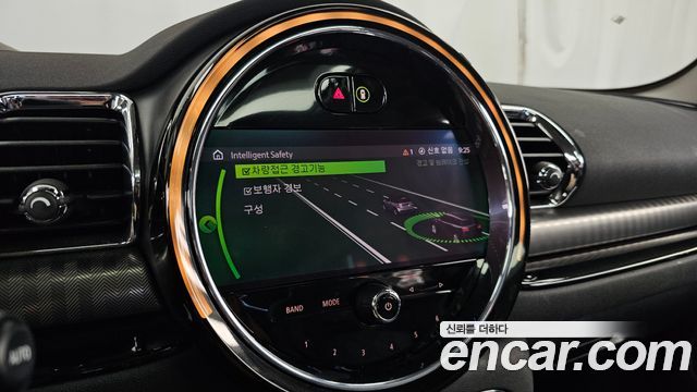 MINI Cooper Clubman Islington Edition 2nd 2021 — фото 20