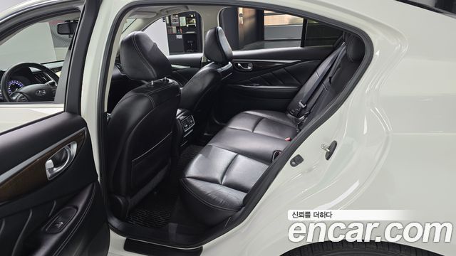 Infiniti Q50 2.2d Exclsive 2015 — фото 11
