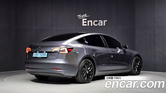 Tesla Model 3 Long Range AWD 2022 — фото 2