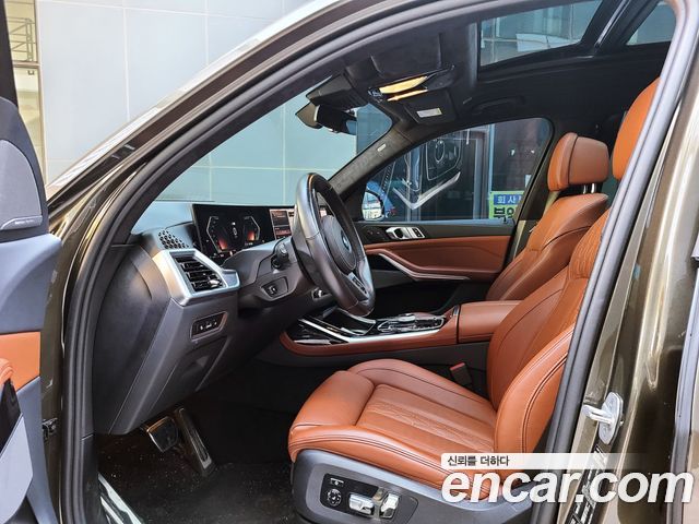 BMW X7 (G07) xDrive 40i M Sport 6STR 2024 — фото 4