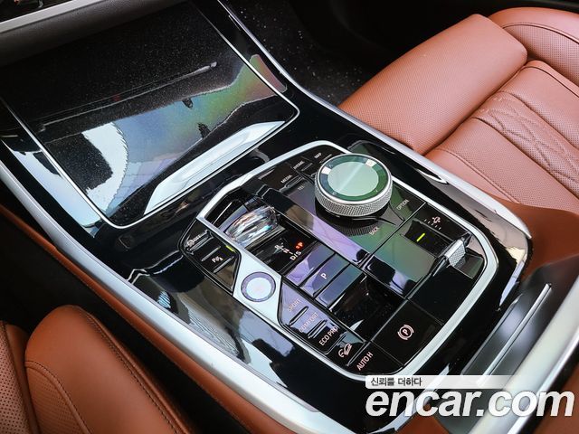 BMW X7 (G07) xDrive 40i M Sport 6STR 2024 — фото 17