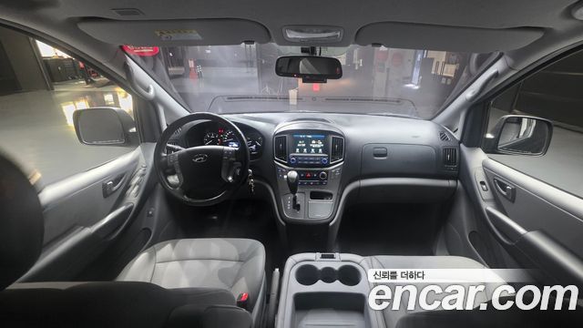 Hyundai Grand Starex Van 3-Seater Smart 2020 — фото 7
