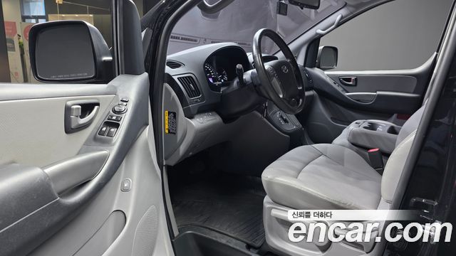 Hyundai Grand Starex Van 3-Seater Smart 2020 — фото 10