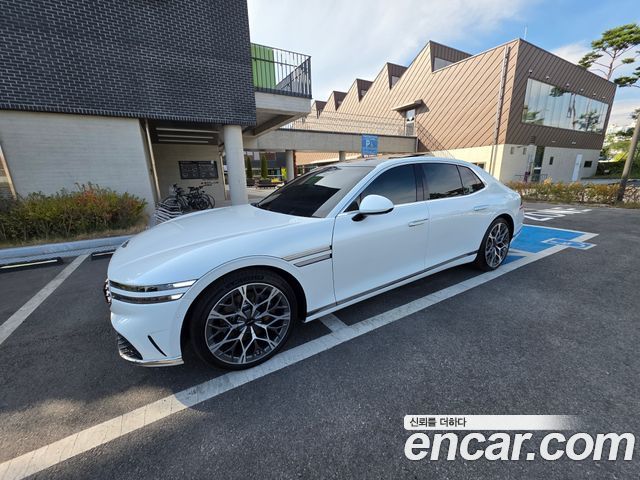 Genesis G90 (RS4) Gasoline 3.5 Turbo e-S/C AWD 2023 — фото 5
