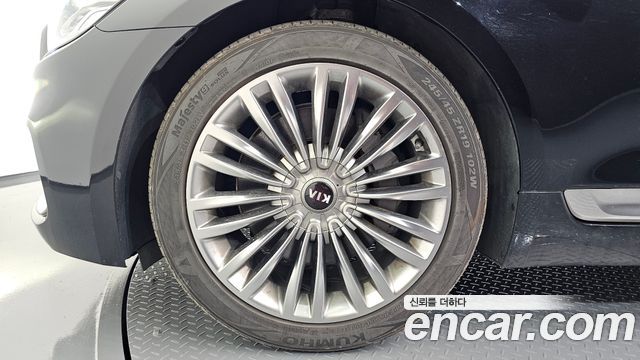 Kia K9 3.8 GDI AWD PlatinumⅡ 2019 — фото 5