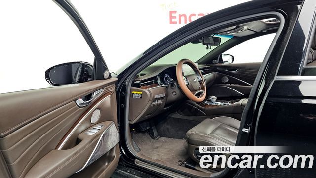 Kia K9 3.8 GDI AWD PlatinumⅡ 2019 — фото 10