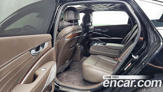 Kia K9 3.8 GDI AWD PlatinumⅡ 2019 — фото 11