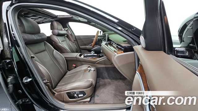 Kia K9 3.8 GDI AWD PlatinumⅡ 2019 — фото 26