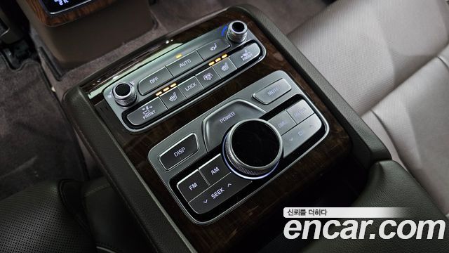 Kia K9 3.8 GDI AWD PlatinumⅡ 2019 — фото 34