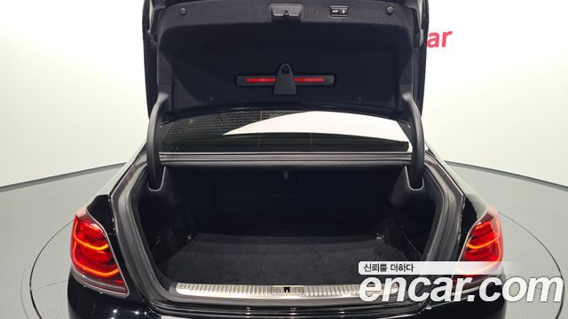 Kia K9 3.8 GDI AWD PlatinumⅡ 2019 — фото 37