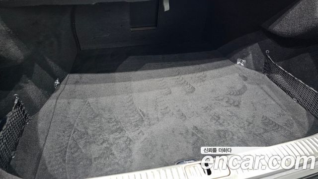 Kia K9 3.8 GDI AWD PlatinumⅡ 2019 — фото 38
