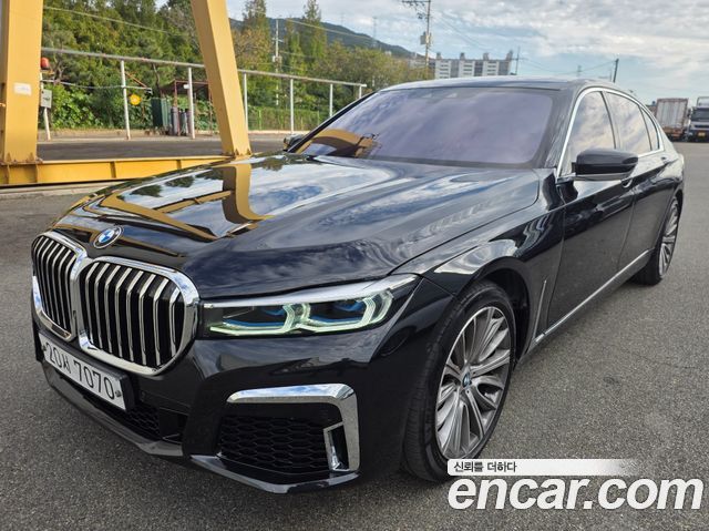 BMW 7 Series (G11) 750Li xDrive Luxury 2016 — фото 2