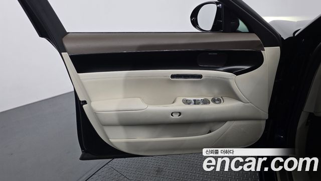 Genesis G90 (RS4) Gasoline 3.5 Turbo AWD 2023 — фото 24