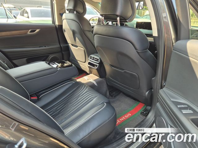 Genesis G80 (RG3) Gasoline 2.5 Turbo AWD 2022 — фото 10