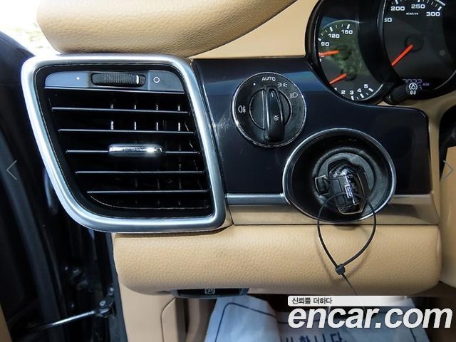 Porsche Panamera 3.6 AWD 970 2011 — фото 16