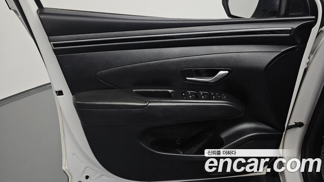 Hyundai Tucson (NX4) Gasoline 1.6 Turbo 2WD Premium 2022 — фото 24
