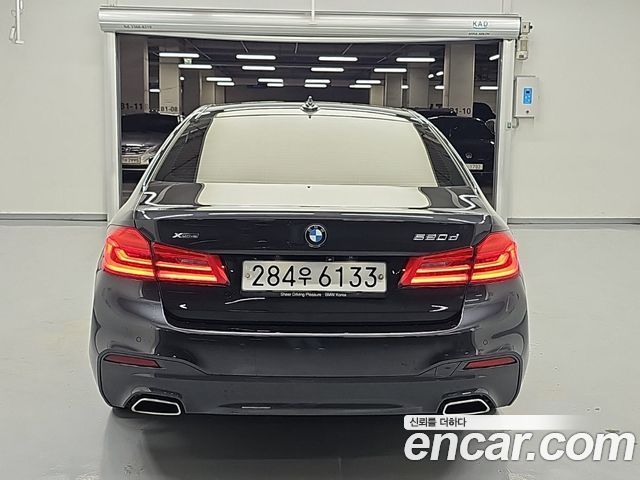 BMW 5 Series (G30) 520d xDrive M Sport Package Plus 2020 — фото 4