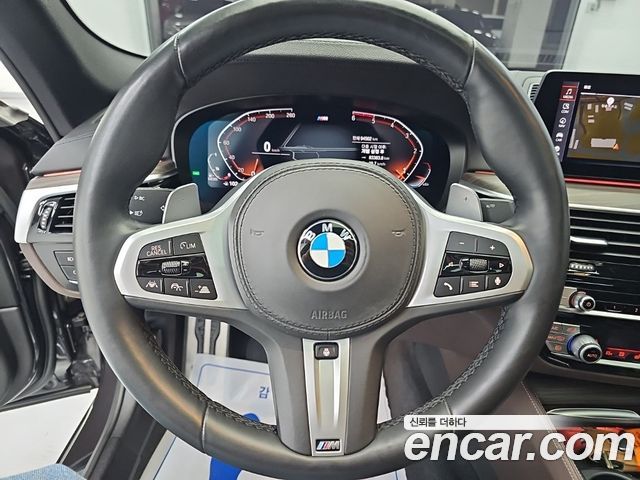 BMW 5 Series (G30) 520d xDrive M Sport Package Plus 2020 — фото 9
